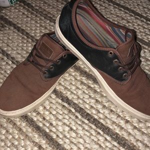 Men’s size 9.5 brown and black Vans OTW series